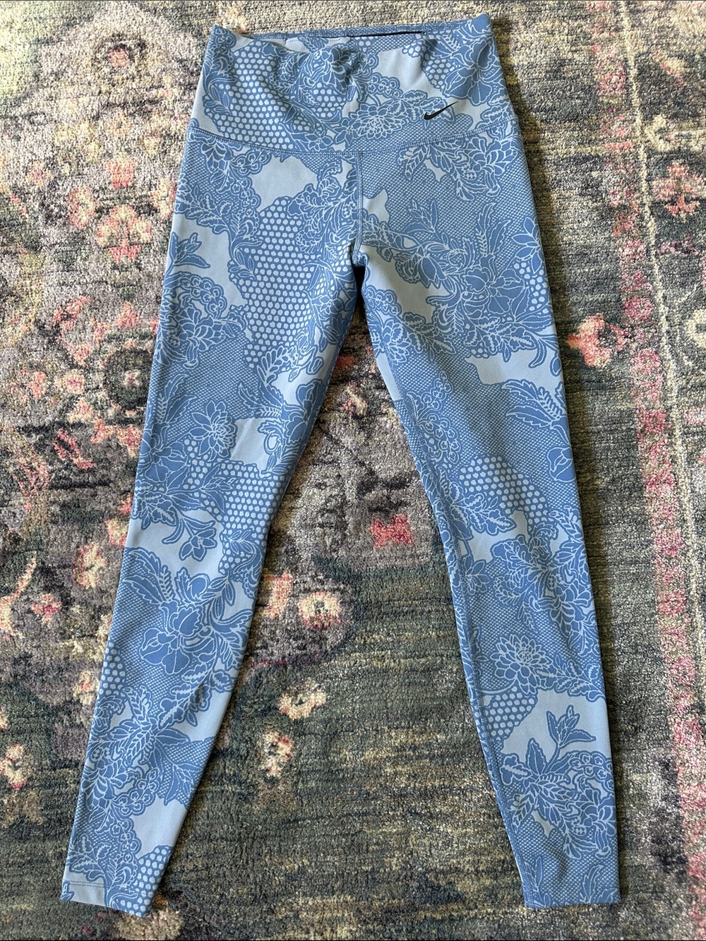 Nike Light Blue Floral-Print Women's High Waist Leggings with Inside Pocket S